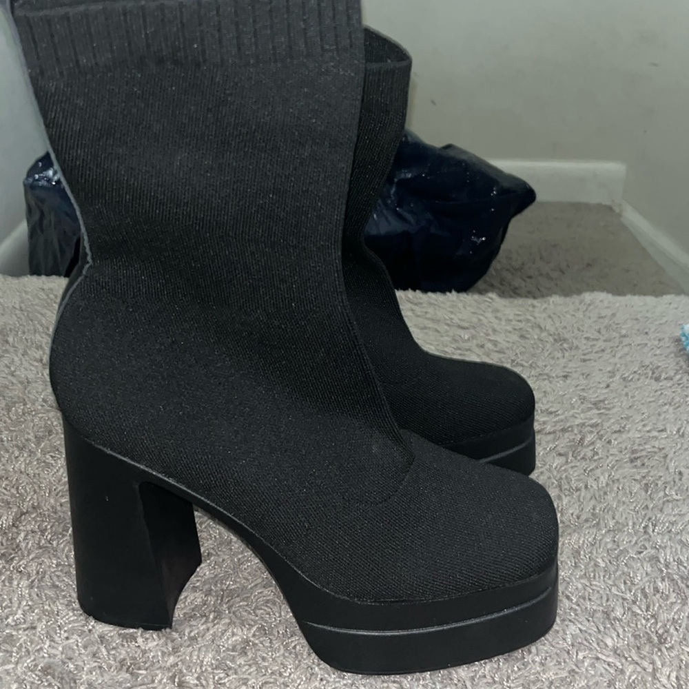 Black Platform Boots Size ER 41 US W 9